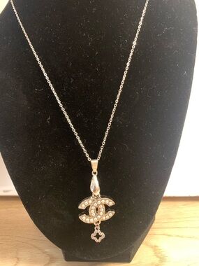 Crystal-Embellished Silver Pendant Necklace - Silver